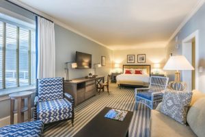 Khách sạn 4 sao Hòa Bình