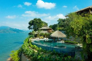 Khu nghỉ dưỡng Hòa Bình