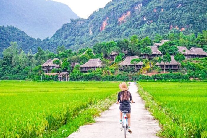 Kinh nghiệm du lịch Hòa Bình