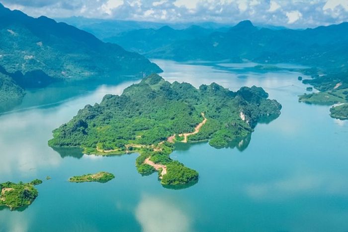 Thung Nai Hòa Bình