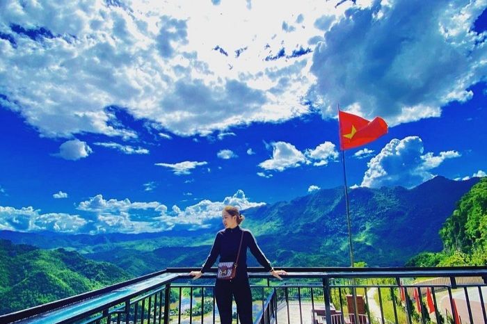 Cột cờ Mai Châu có gì