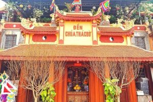 Đền Bà Chúa Thác Bờ